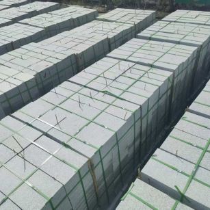 长沙 芝麻白1.8公分火烧300*600地铺，清仓大甩卖