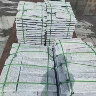 长沙 芝麻白蘑菇石装车出货