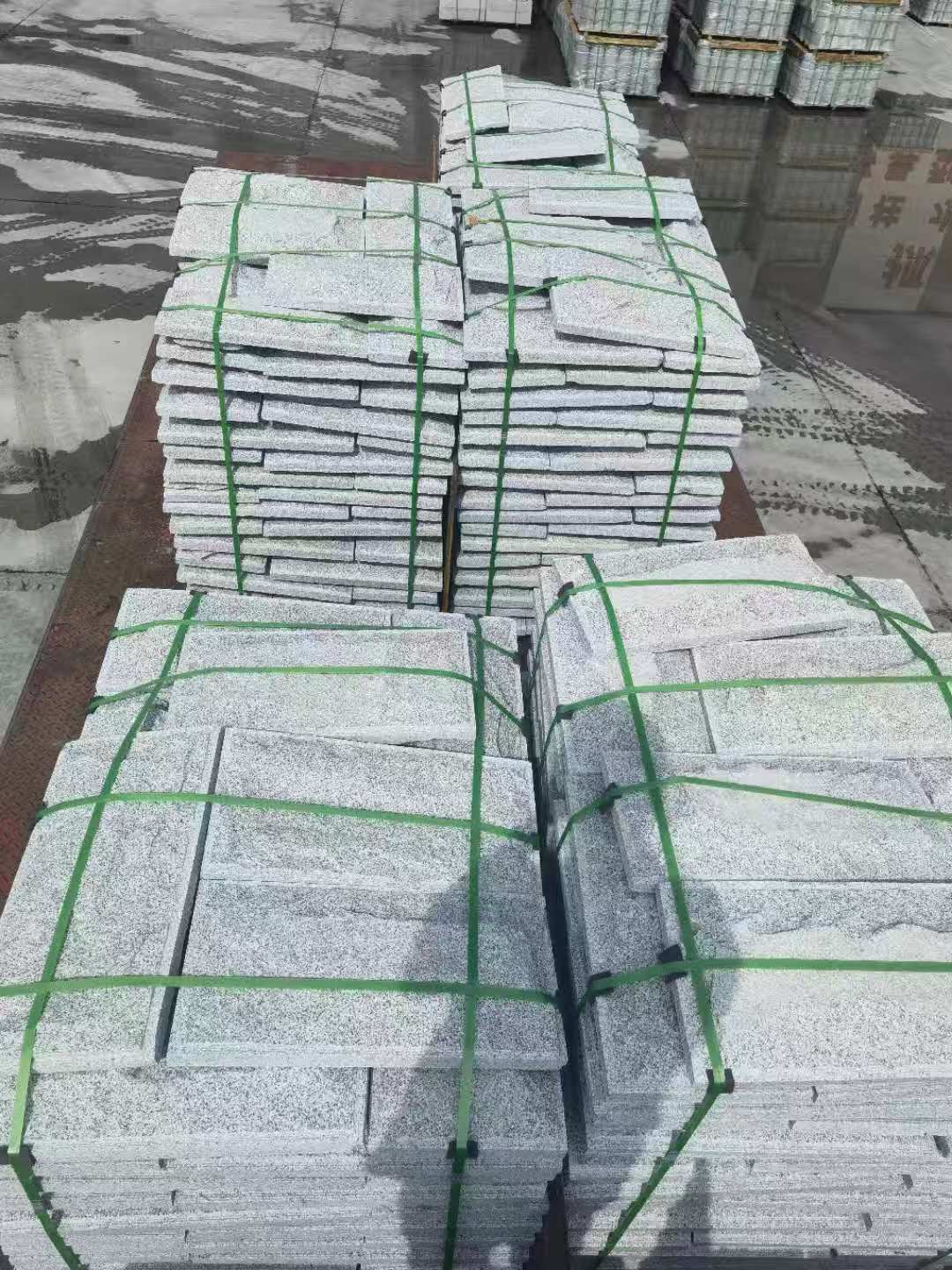 长沙 芝麻白蘑菇石装车出货