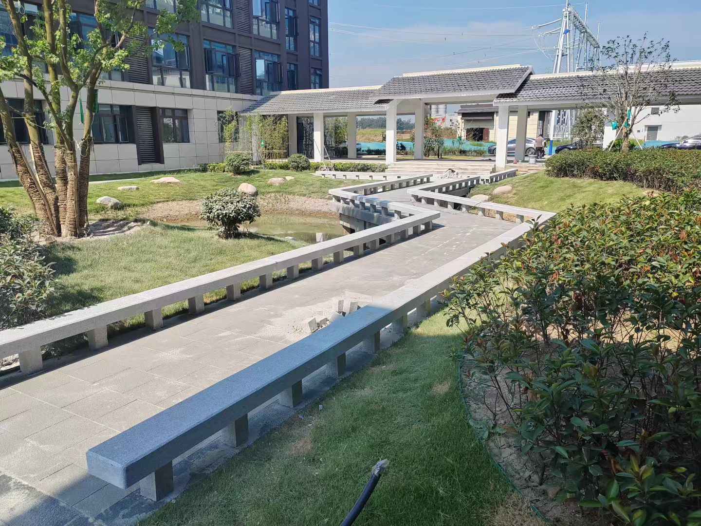 长沙 芝麻灰小区坐凳&栏杆安装效果