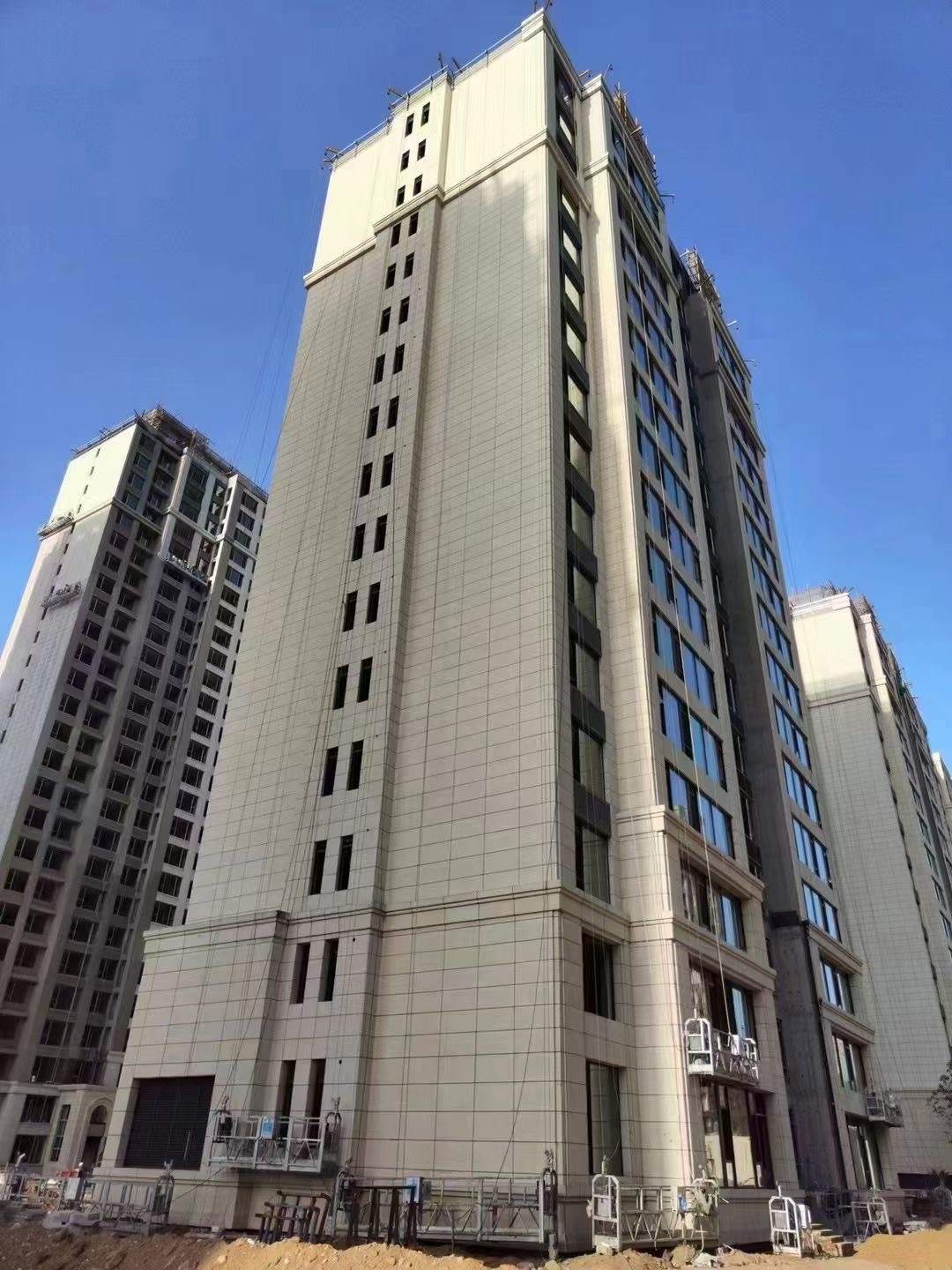 长沙黄金麻高端小区，外墙干挂
